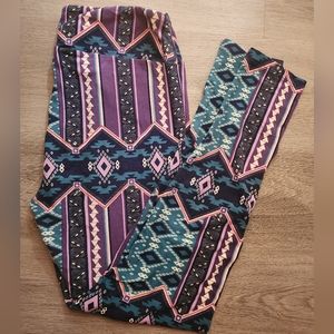 LuLaRoe T&C Aztec Print Leggings